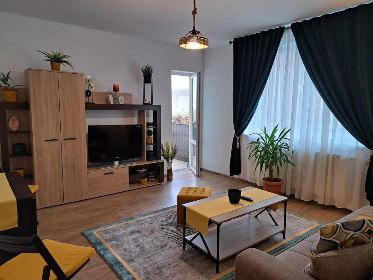 Cozy Apartment In Rasnov Екстер'єр фото